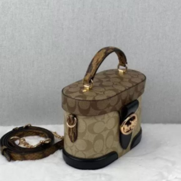 COACH GEORGIE GEM CROSSBODY IN BLOCKED SIGNATURE CANVAS (COACH 5504) - Picture 3 of 3